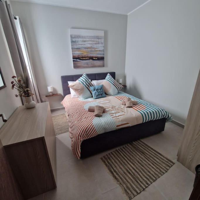 Centrally Located, Well Equipped, Stylish Flat. St. Paul's Bay Exterior foto