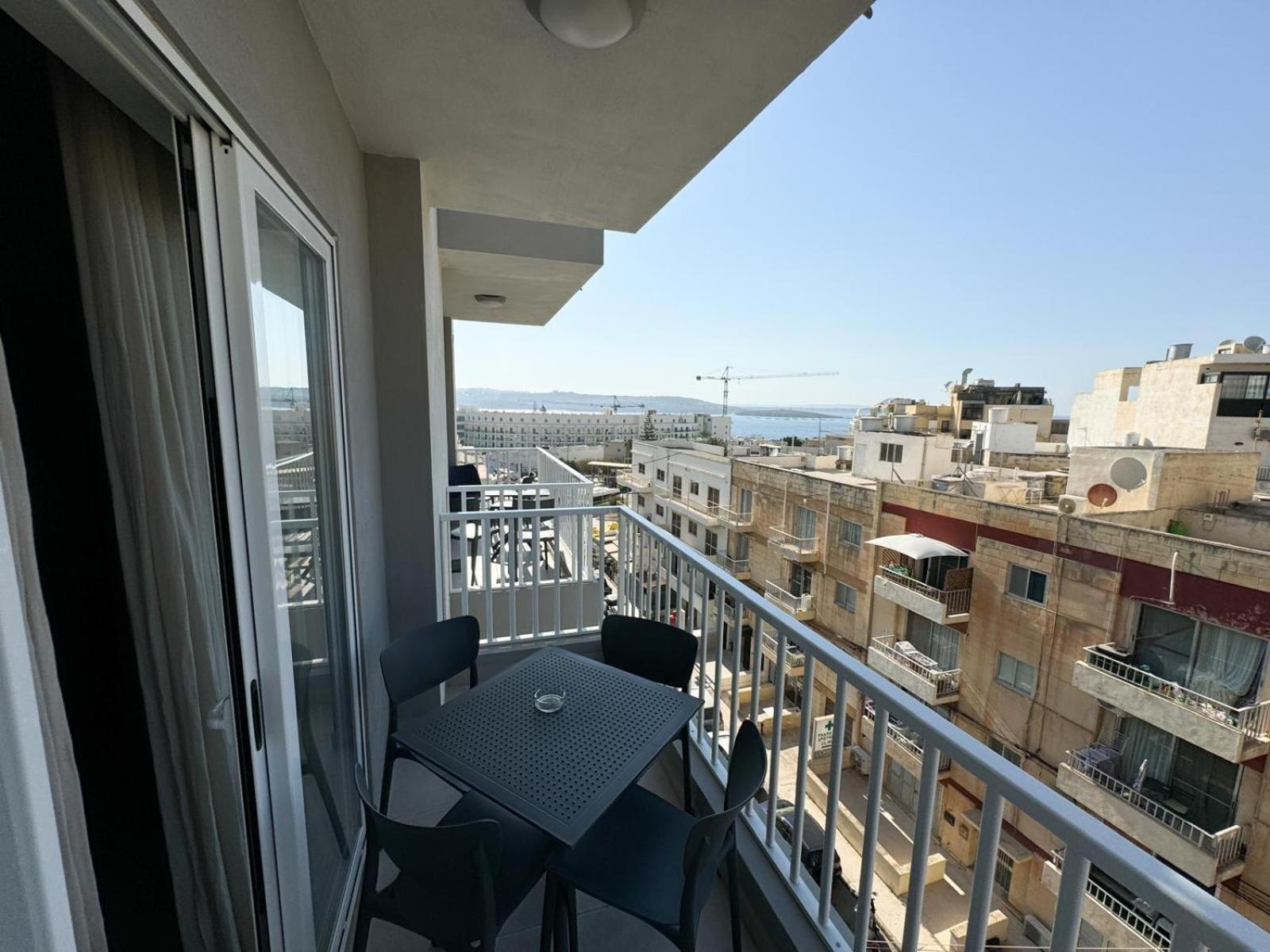 Centrally Located, Well Equipped, Stylish Flat. St. Paul's Bay Exterior foto
