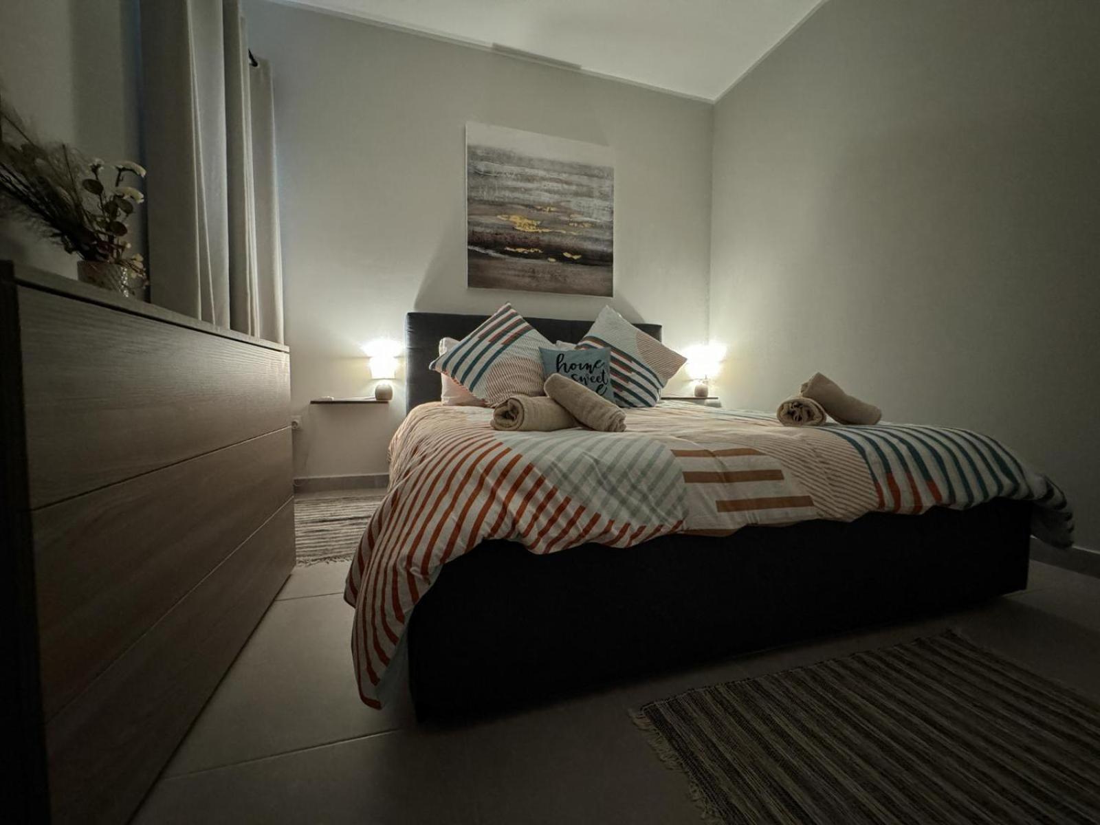 Centrally Located, Well Equipped, Stylish Flat. St. Paul's Bay Exterior foto